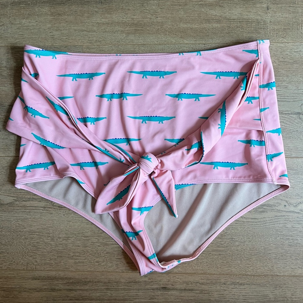 2XL Kortni Jeane Tie Front Bottoms